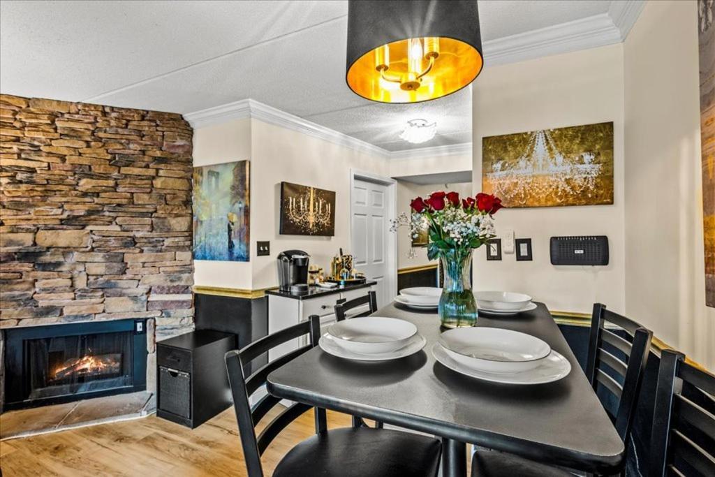 Walk To Anakeesta Romantic 1Br W Fireplace Gatlinburg Luaran gambar